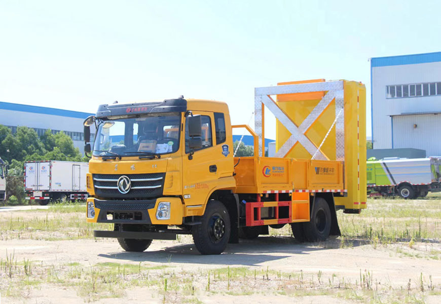 程力專汽東風K6 公路施工安全防撞緩沖車